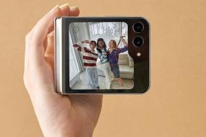 Samsung Galaxy Z Flip5 và Galaxy Z Fold5: Tuyệt tác công nghệ, tiên phong đem đến trải nghiệm linh hoạt không giới hạn