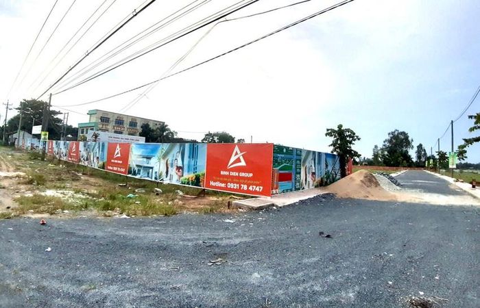 Cho chuyển mục đích sai quy hoạch, đất giáo dục thành KDC tự phát